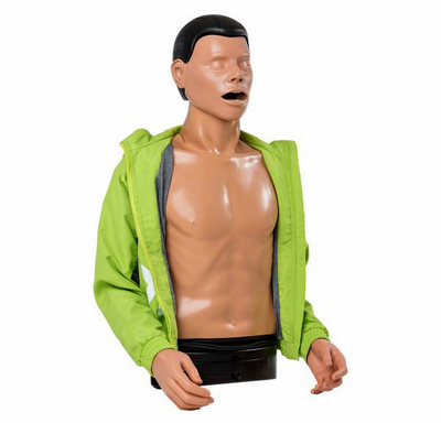 Eine Übungspuppe mit vollständigem Körper (AmbuMan) die zur medizinischen Simulation für Profis genutzt wird.